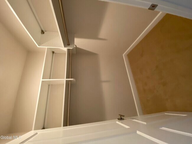 Foto del edificio - 2 West Ave