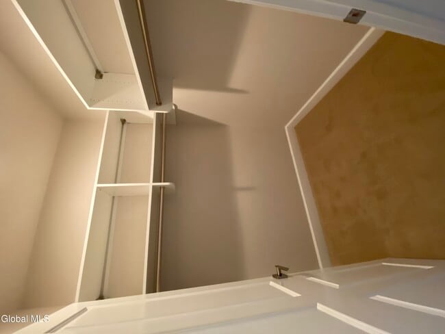 Building Photo - 2 West Ave