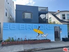 Building Photo - 36 Brooks Ave