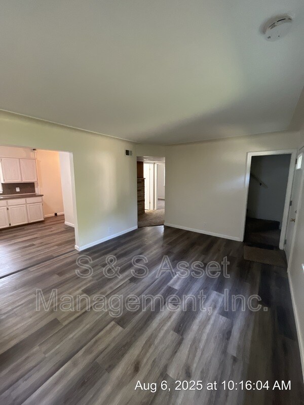 Foto del edificio - 5731 Joshua St