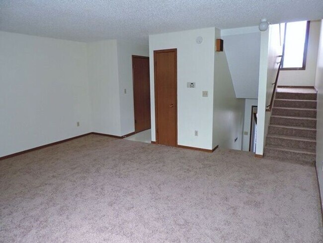 Foto del edificio - 612 Westwinds Dr
