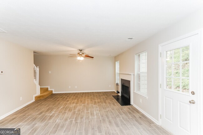 Foto del edificio - 1757 Birkshire Ridge