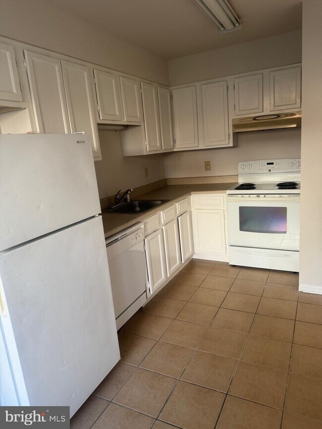 4532 Blue Jay Ct, Woodbridge, VA 22193 Townhome Rentals in Woodbridge VA