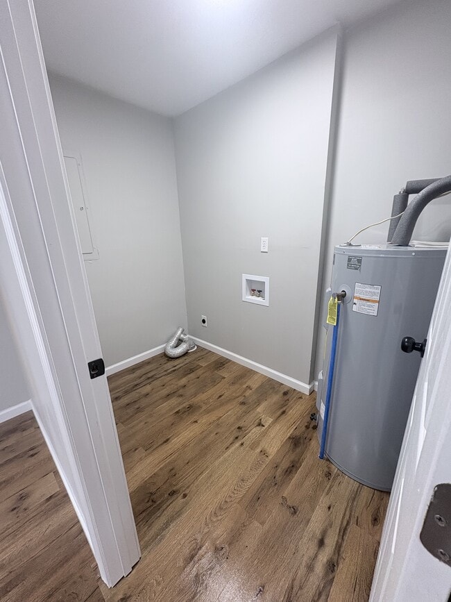 Building Photo - 103.5 Ann Dr