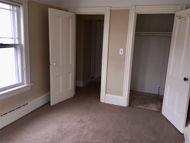 Foto del edificio - 373 Sea Cliff Ave