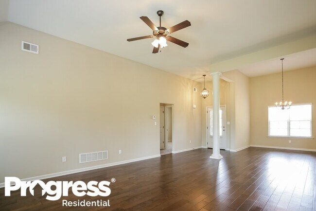 Building Photo - 4633 Shinault Ln