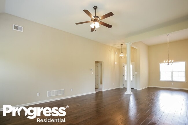 Foto del edificio - 4633 Shinault Ln