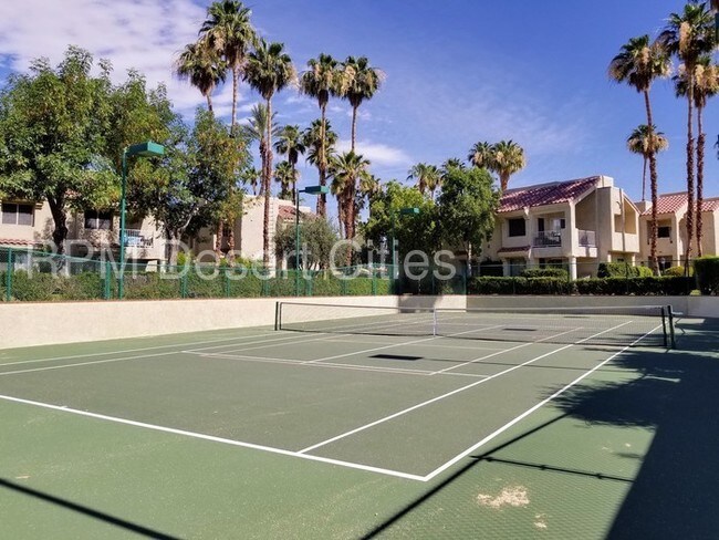 Building Photo - Charming One Bedroom in Esprit