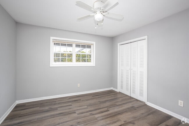 1BR, 1BA - 934SF - Bedroom - Oliver Point Apartments