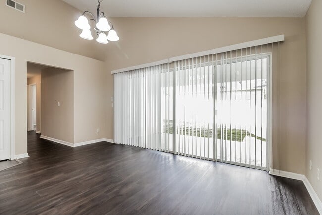 Building Photo - 4307 Boca Woods Dr