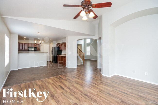 Building Photo - 2641 W Prospector Way