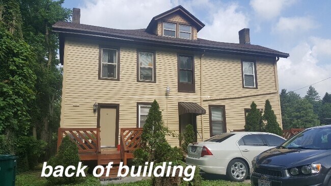 Foto del edificio - 4430 Winton Rd
