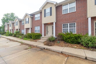 Building Photo - 1637 Citadel Dr