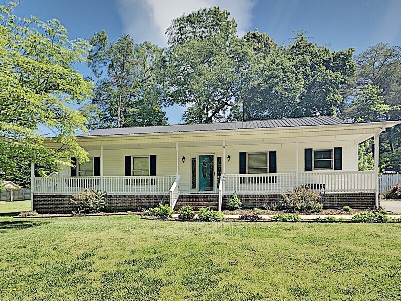 Primary Photo - 7861 Sarah Dr