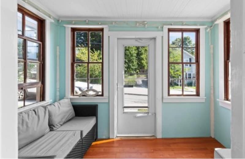 Photo - 85 Summit Ave (West Warwick, RI)