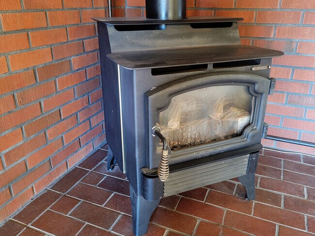 Foto del edificio - 649 N Hayes St