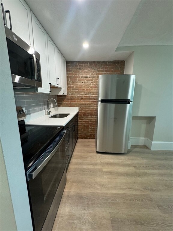 Foto del edificio - 685 E 7th St