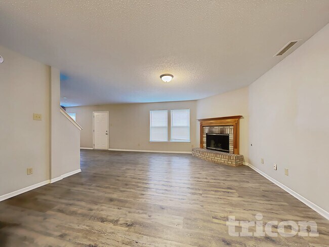 Building Photo - 6725 Earlswood Dr