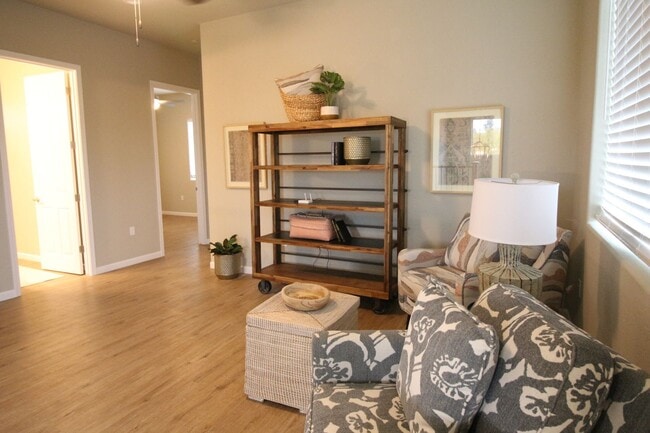 Foto del edificio - 6008 E Sussex Way