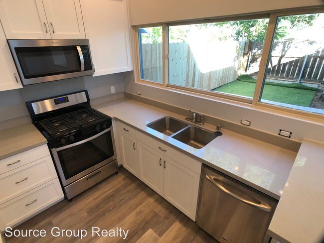 Foto del edificio - 2 br, 2 bath House - 5438 Adams Ave