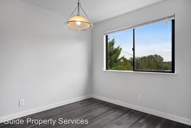 Foto del edificio - 13007 12th Ave SW