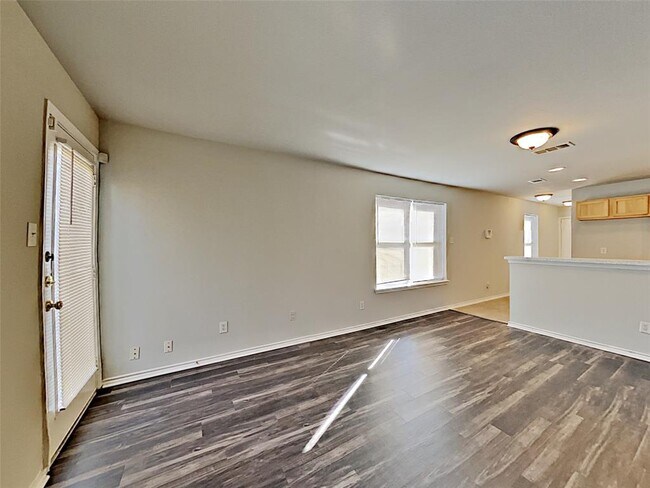 Building Photo - 4033 Preferred Pl
