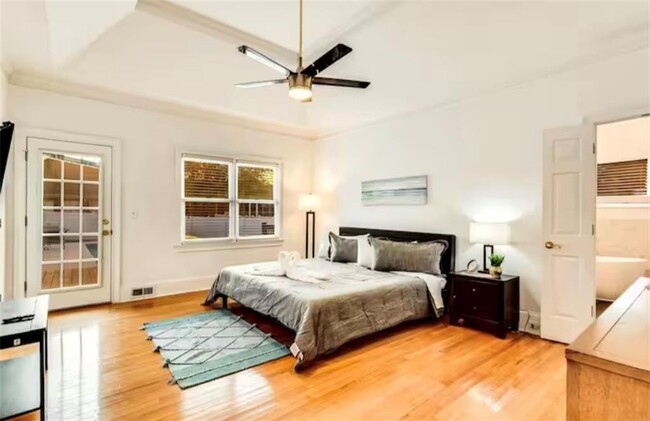 Building Photo - 1408 Aramore Dr SE