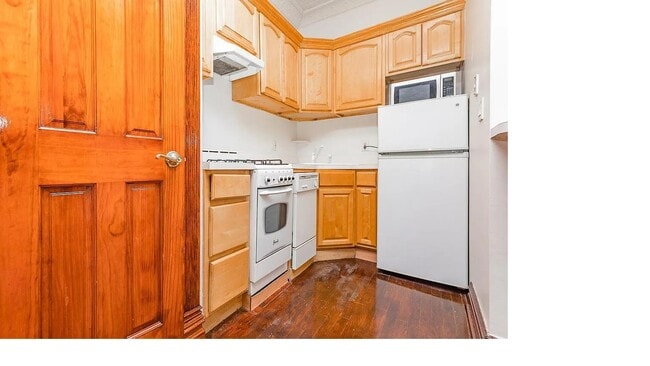 Foto del edificio - 1079 Broadway