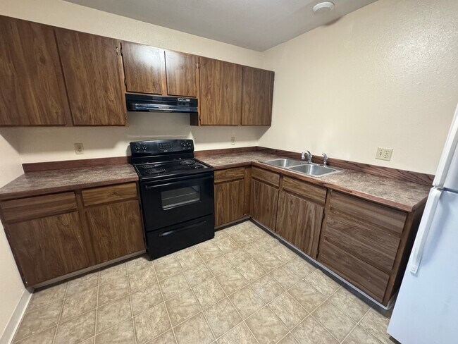 Foto del edificio - 1420 Worden Ave