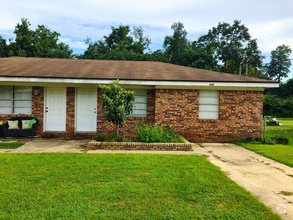 Building Photo - 4017 Beebe Dr