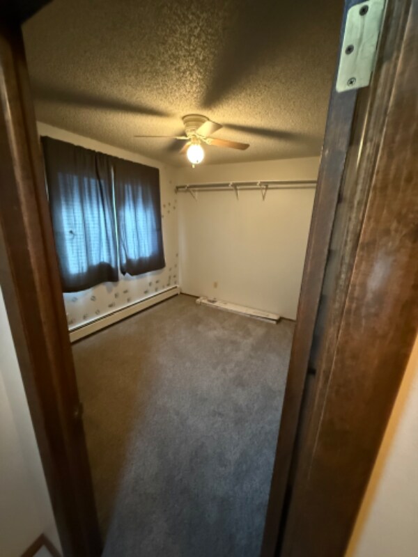 Foto del edificio - 450 Elm Ave