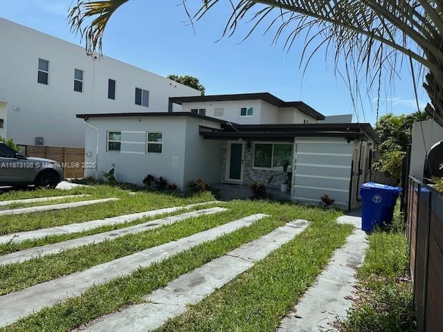 Foto del edificio - 1654 SW 19th St