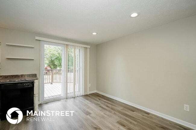 Building Photo - 7516 Inverness Dr