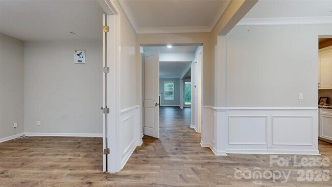 Foto del edificio - 9652 McGruden Dr NW