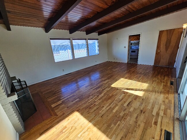 Foto del edificio - 511 NE 8th St