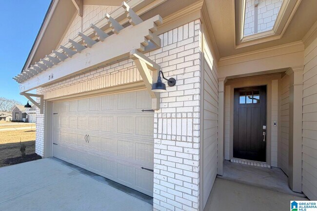 Building Photo - 214 Stockyard Cir