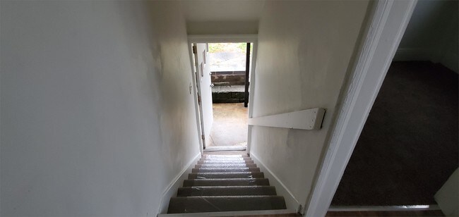 Foto del edificio - 1101-1103 Rebecca Ave