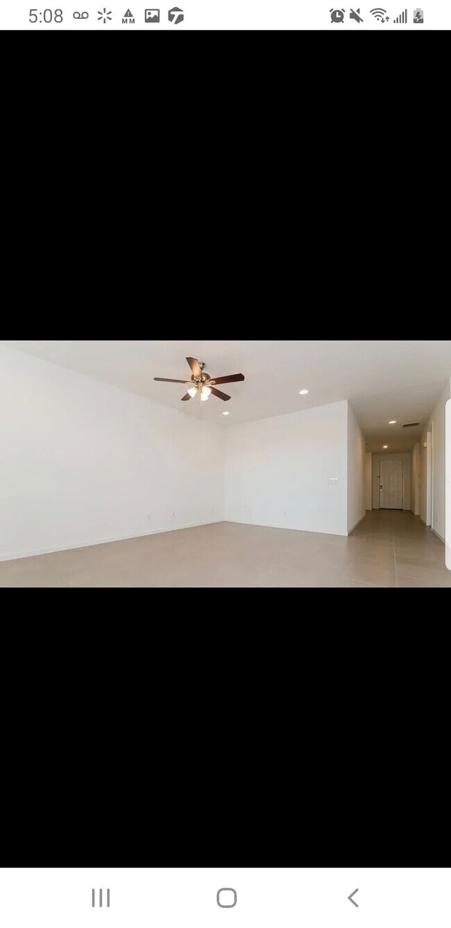 Foto del edificio - 5627 W Walatowa St