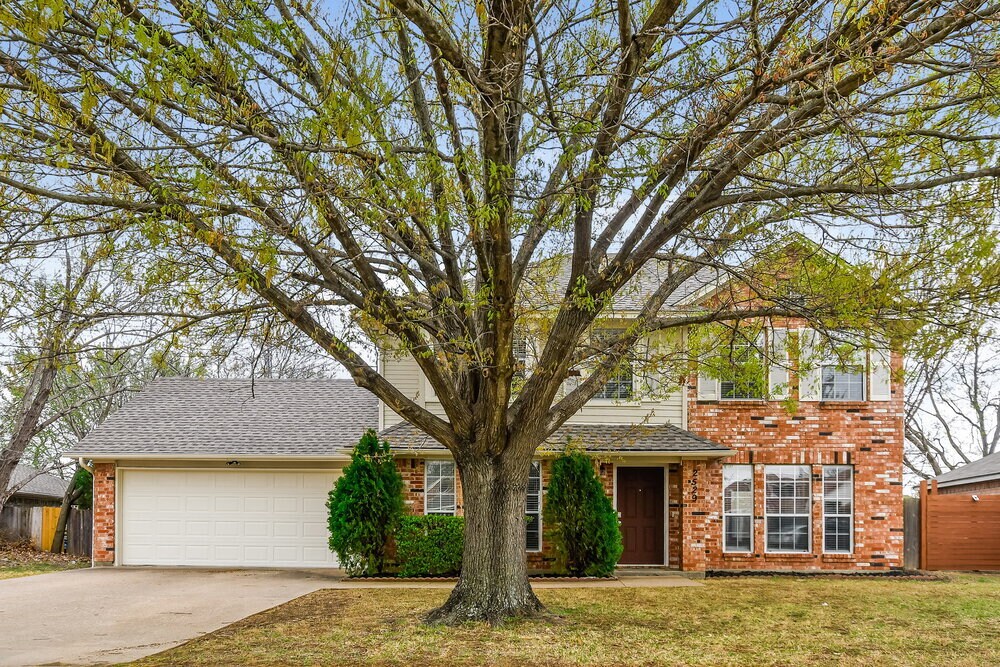 Primary Photo - 2529 Tiber River Ln
