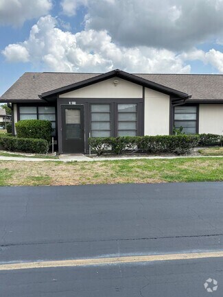 Building Photo - 37819 Alissa Dr
