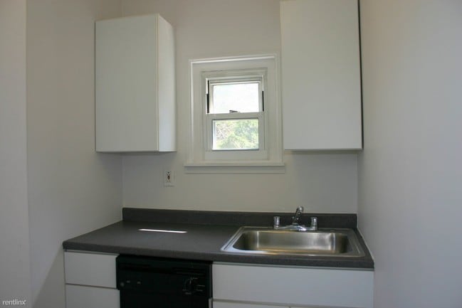 Building Photo - 3 br, 1 bath Apartment - 4721 Maripoe St
