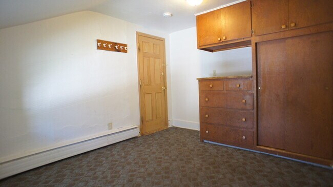 Building Photo - 1609 Briggs St