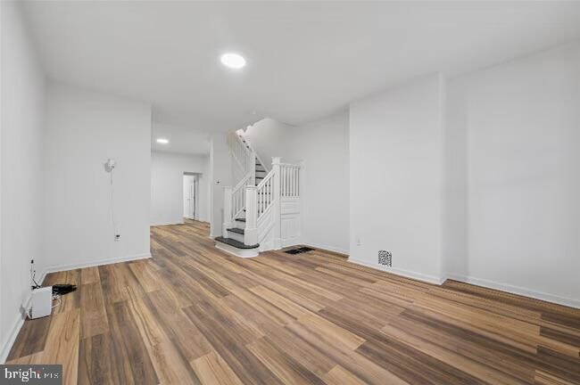 Foto del edificio - 5628 W Girard Ave