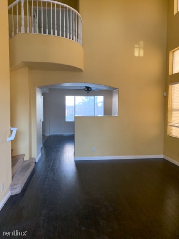 Building Photo - 4 br, 2.5 bath House - 8825 lost forest st