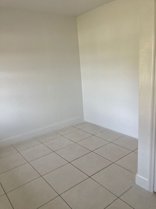 Building Photo - 3840 Seabridge Dr