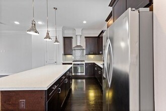 Building Photo - 1525 Johnson St