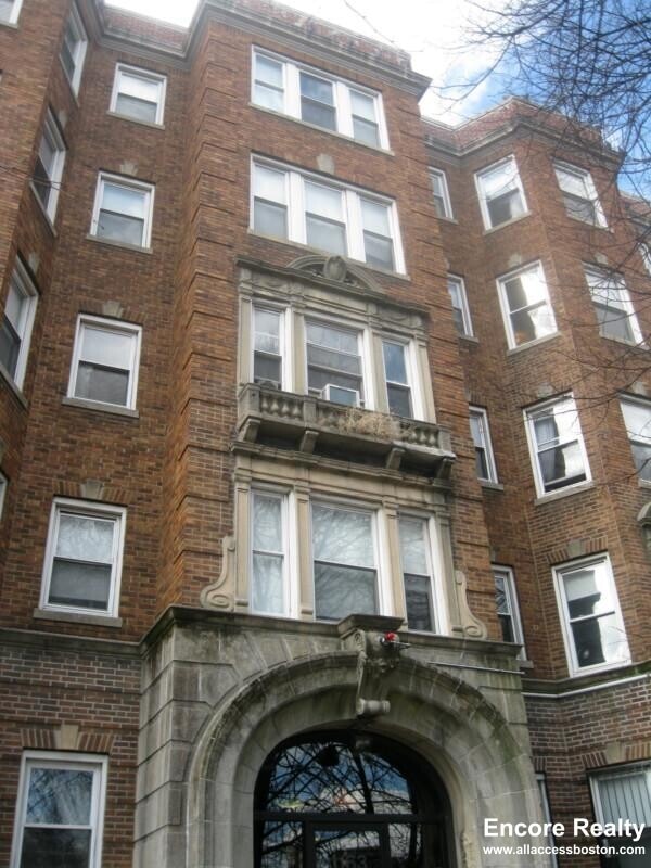 Building Photo - 1179 Boylston St