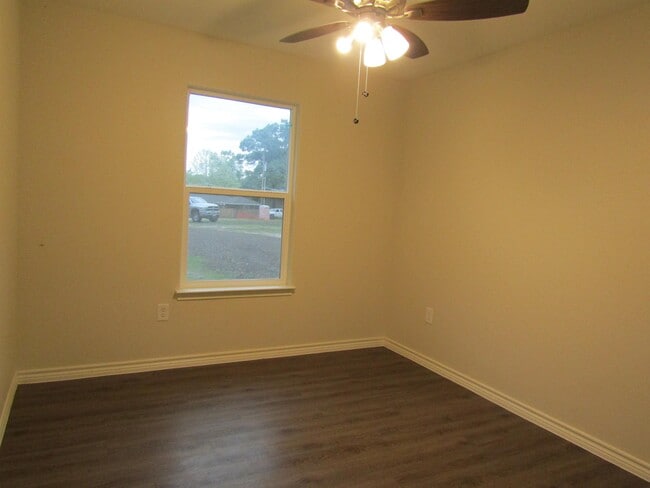 Building Photo - 355 Garrison Dr