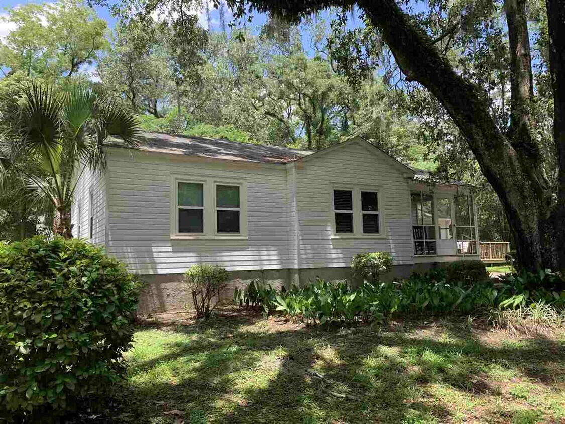 Primary Photo - 128 Westridge Dr