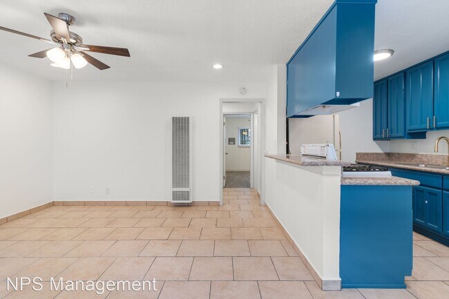 Building Photo - 2 br, 1 bath Apartment - 765 Cerritos Aven...